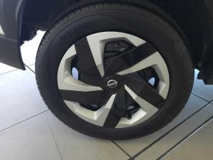 Nissan Magnite 1.0 Visia manual - Image 16