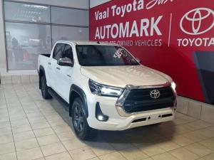 Toyota Hilux 2.8GD-6 double cab Raider auto - Image 1