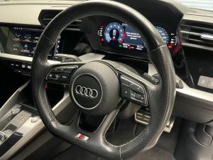 Audi A3 sedan 40TFSI S line - Image 13