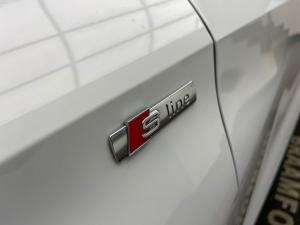 Audi A3 sedan 40TFSI S line - Image 4