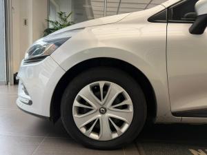 Renault Clio 66kW turbo Authentique - Image 5