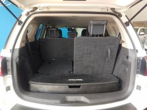 Isuzu mu-X 3.0 - Image 10