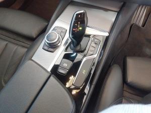 BMW 5 Series 520d M Sport - Image 10