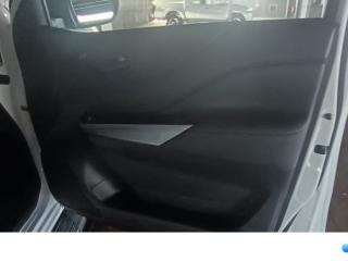 Nissan Navara 2.5DDTi double cab Stealth
