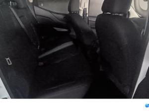 Nissan Navara 2.5DDTi double cab Stealth - Image 15