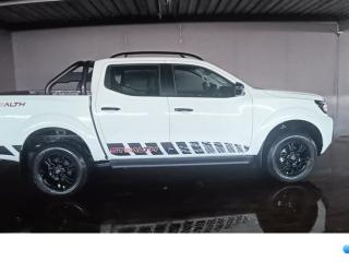 Nissan Navara 2.5DDTi double cab Stealth