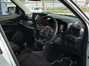 Suzuki Swift 1.2 GL+ manual - Image 12