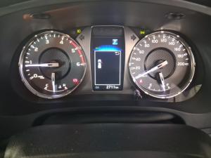 Toyota Hilux 2.4GD-6 double cab Raider auto - Image 8