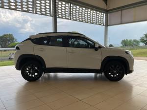 Toyota Starlet Cross 1.5 XS auto - Image 3