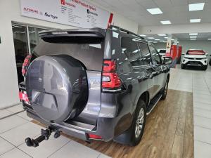 Toyota Land Cruiser Prado 2.8GD VX-L - Image 2