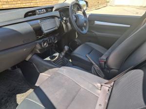 Toyota Hilux 2.0 single cab S (aircon) - Image 7