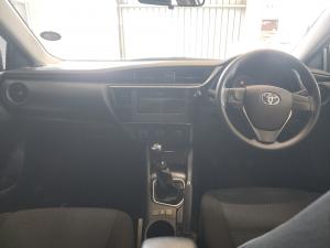 Toyota Corolla Quest 1.8 Plus manual - Image 6