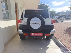 Toyota FJ Cruiser FJ Cruiser - Image 5