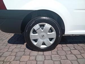 Nissan NP200 1.6i safety pack (aircon) - Image 15