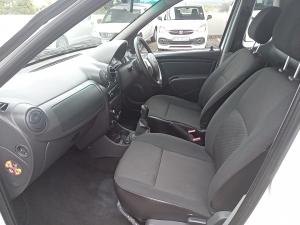 Nissan NP200 1.6i safety pack (aircon) - Image 7