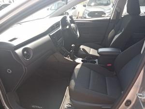 Toyota Corolla Quest 1.8 Plus manual - Image 7