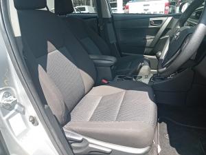 Toyota Corolla Quest 1.8 Plus manual - Image 15