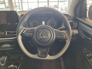 Toyota Starlet 1.5 XR automatic - Image 8