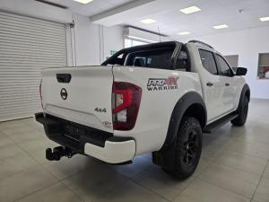 Nissan Navara 2.5DDTI PRO-4X Warrior 4X4 automatic D/C - Image 2