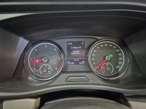 Volkswagen Transporter 2.0TDI Kombi SWB Trendline auto - Image 13