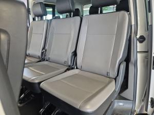 Volkswagen Transporter 2.0TDI Kombi SWB Trendline auto - Image 15