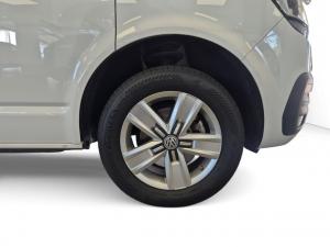 Volkswagen Transporter 2.0TDI Kombi SWB Trendline auto - Image 16