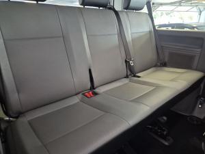 Volkswagen Transporter 2.0TDI Kombi SWB Trendline auto - Image 21