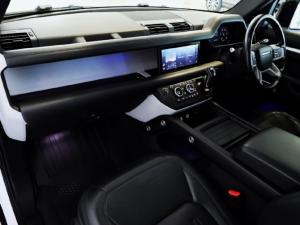 Land Rover Defender 110 D240 HSE - Image 16
