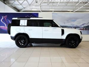 Land Rover Defender 110 D240 HSE - Image 4