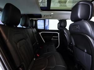 Land Rover Defender 110 D240 HSE - Image 6