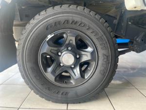 Toyota Land Cruiser 79 4.5D-4D LX V8 single cab - Image 7