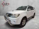 Thumbnail Toyota Fortuner 3.0D-4D