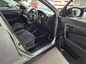 Suzuki Vitara Brezza 1.5 GL - Image 9