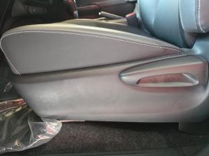 Toyota Hilux 2.8GD-6 double cab Legend auto - Image 21