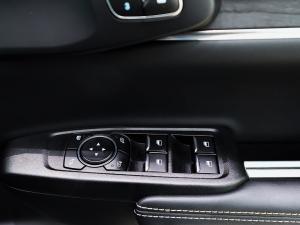 Ford Everest 3.0TD V6 4WD Platinum - Image 23