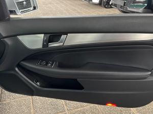 Mercedes-Benz C-Class C180 coupe auto - Image 14