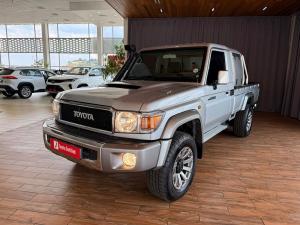 Toyota Land Cruiser 79 4.5D-4D LX V8 single cab - Image 3