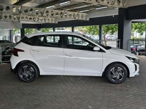 Hyundai i20 1.2 Motion - Image 8