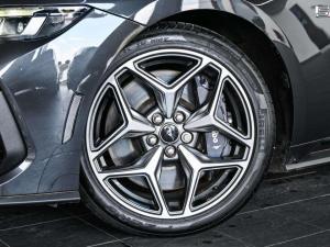 Ford Mustang 5.0 GT fastback - Image 3