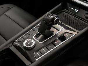 GWM P300 2.4T double cab LT 4x4 - Image 15