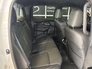 Isuzu D-Max 3.0TD double cab V-Cross - Image 10