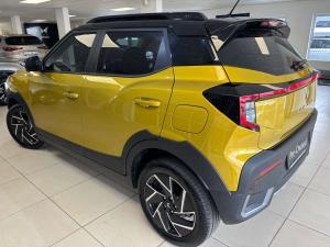 Mahindra XUV 3XO 1.2T AX7L - Image 9