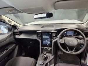 Volkswagen Amarok 2.0TDI single cab - Image 9