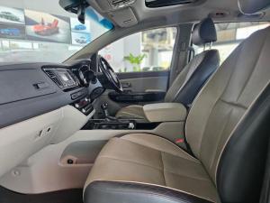 Kia Grand Sedona 3.3 V6 SXL - Image 14