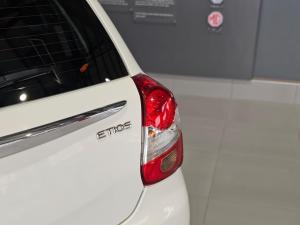 Toyota Etios hatch 1.5 Xs Sport - Image 6
