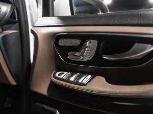 Mercedes-Benz V-Class V300d Avantgarde AMG Line - Image 13