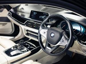 BMW 7 Series 750i Individual - Image 19