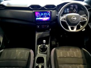Nissan Magnite 1.0 Visia auto