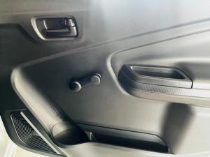 Toyota Vitz 1.0 - Image 7