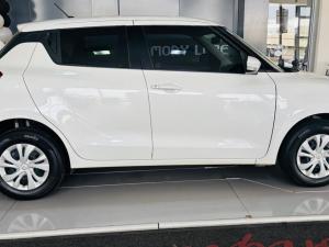 Suzuki Swift 1.2 GL manual - Image 3